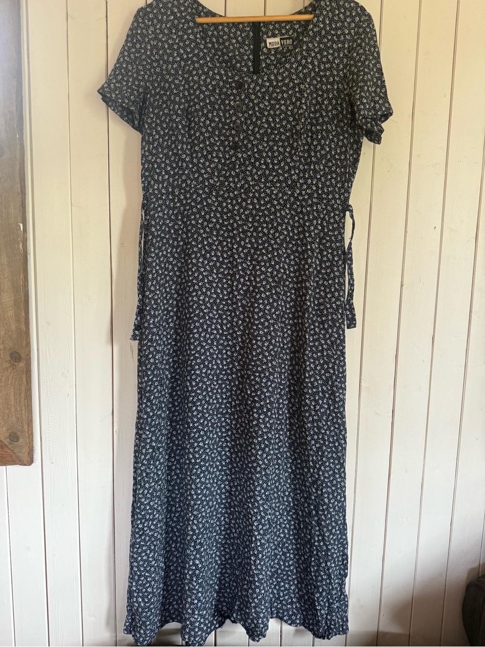 Vero Moda Navy Floral Maxi Dress vintage